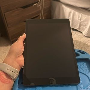 ipad air 9 th generation 64gb wifi and cellular